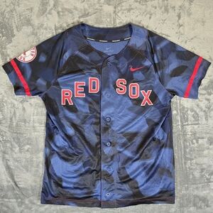 Nike Dri-Fit Boston Red Sox Blue Camo Camouflage Jersey Size Medium MLB Baseball